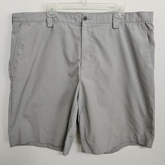 IZOD XFG Golf Shorts Mens Sz 42 Pockets, Logo, Comfortable Wear, Quick Dry Gray - Picture 1 of 13